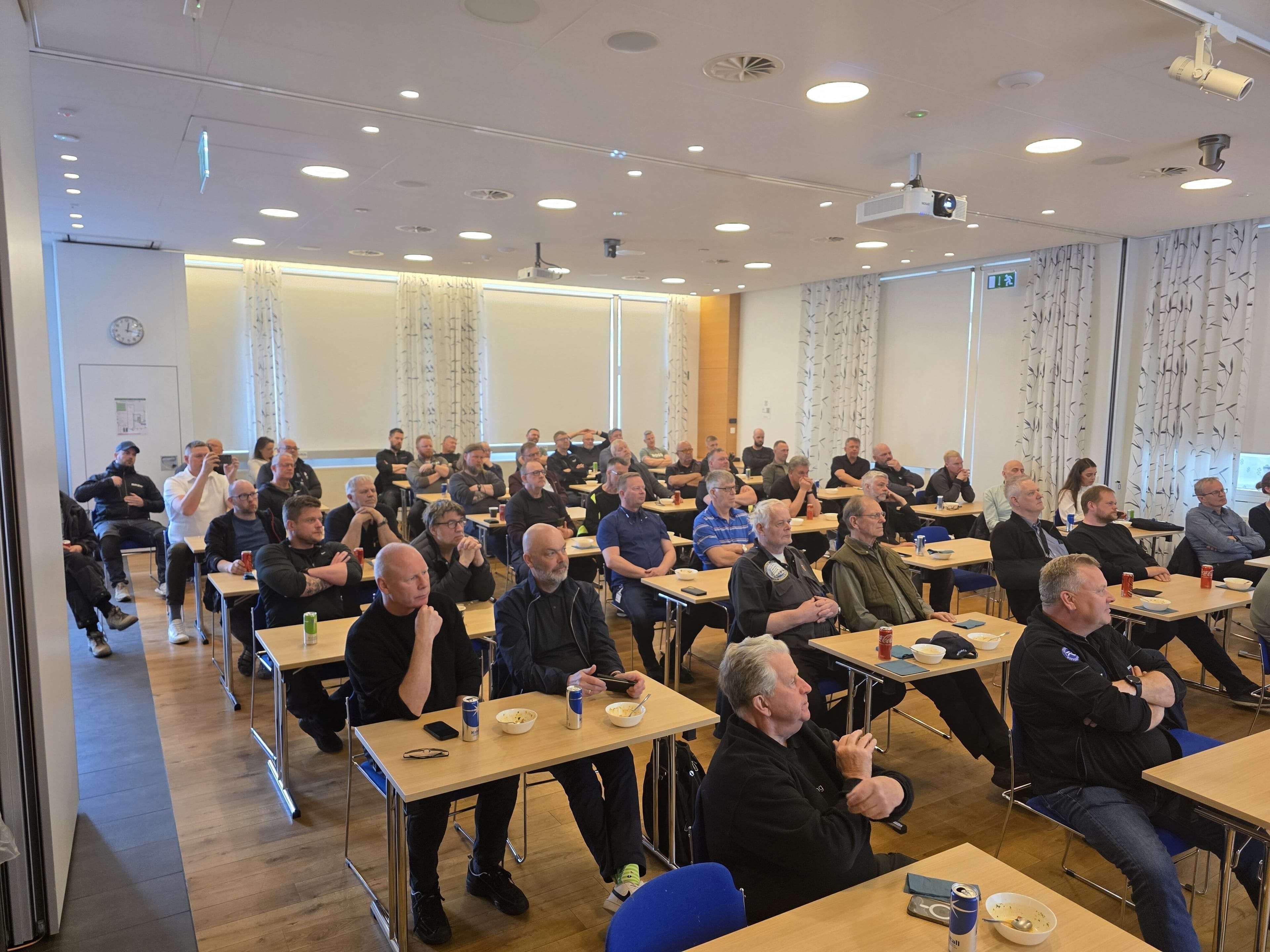 Fjölmennur fundur Sart með HMS og Veitum