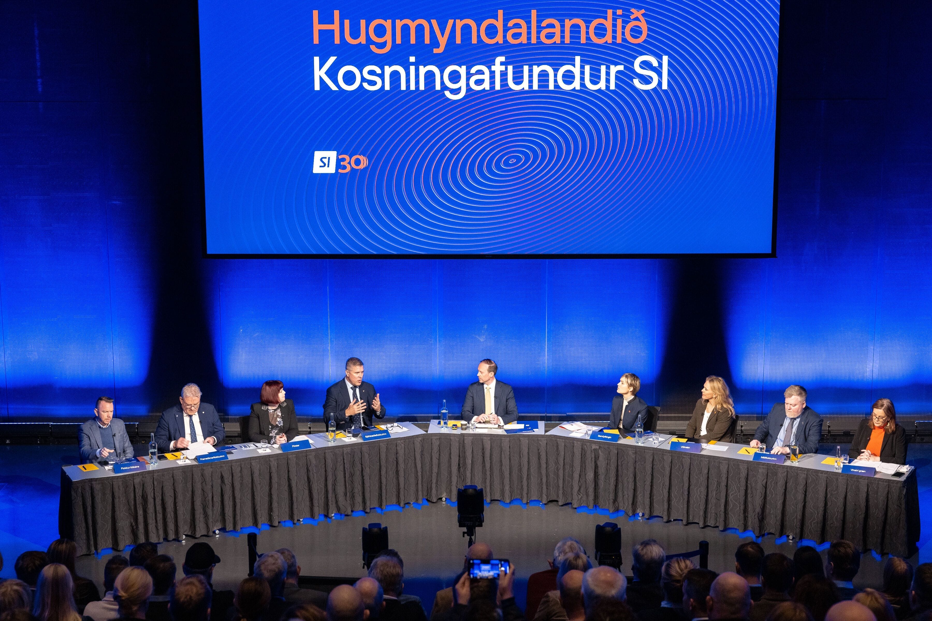 Kosningafundur SI fyrir fullum sal í Silfurbergi í Hörpu