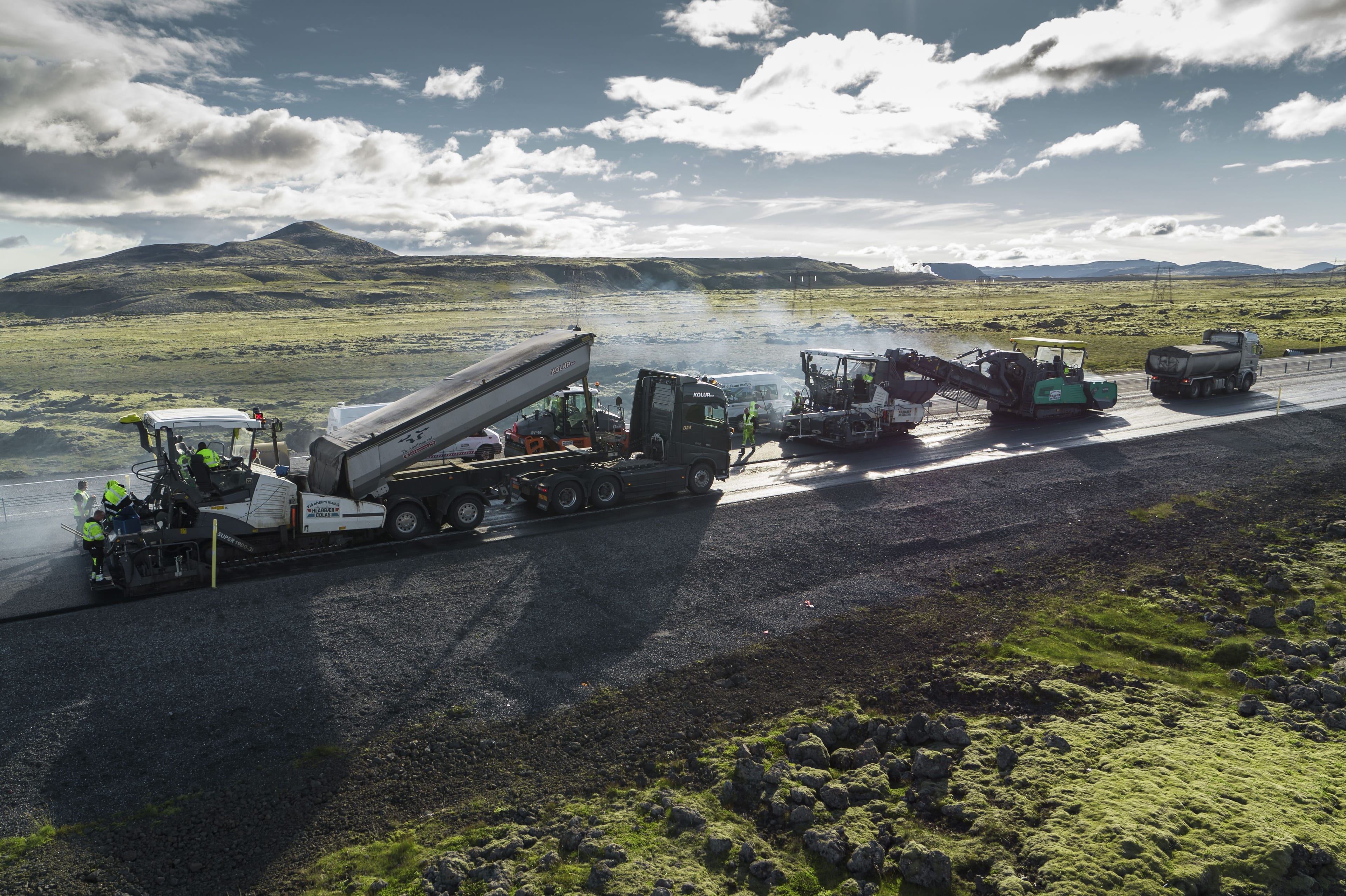 Merki um minni vöxt á vinnumarkaði