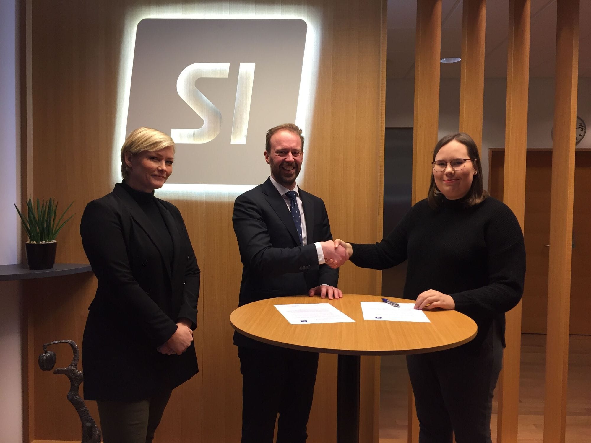 Samstarf SI og Team Spark