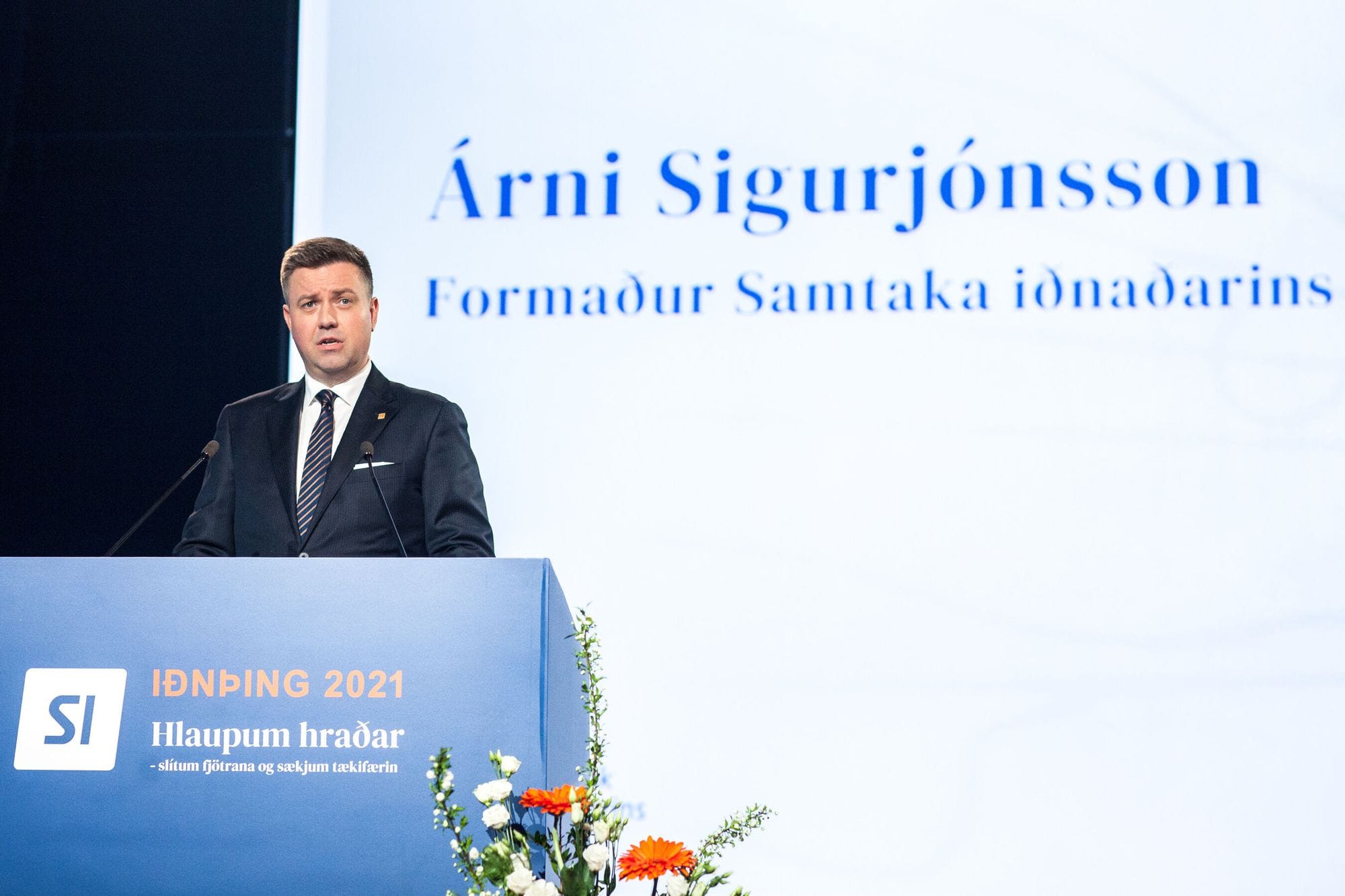 Þarf samstillt átak svo atvinnulífinu verði unnt að hlaupa